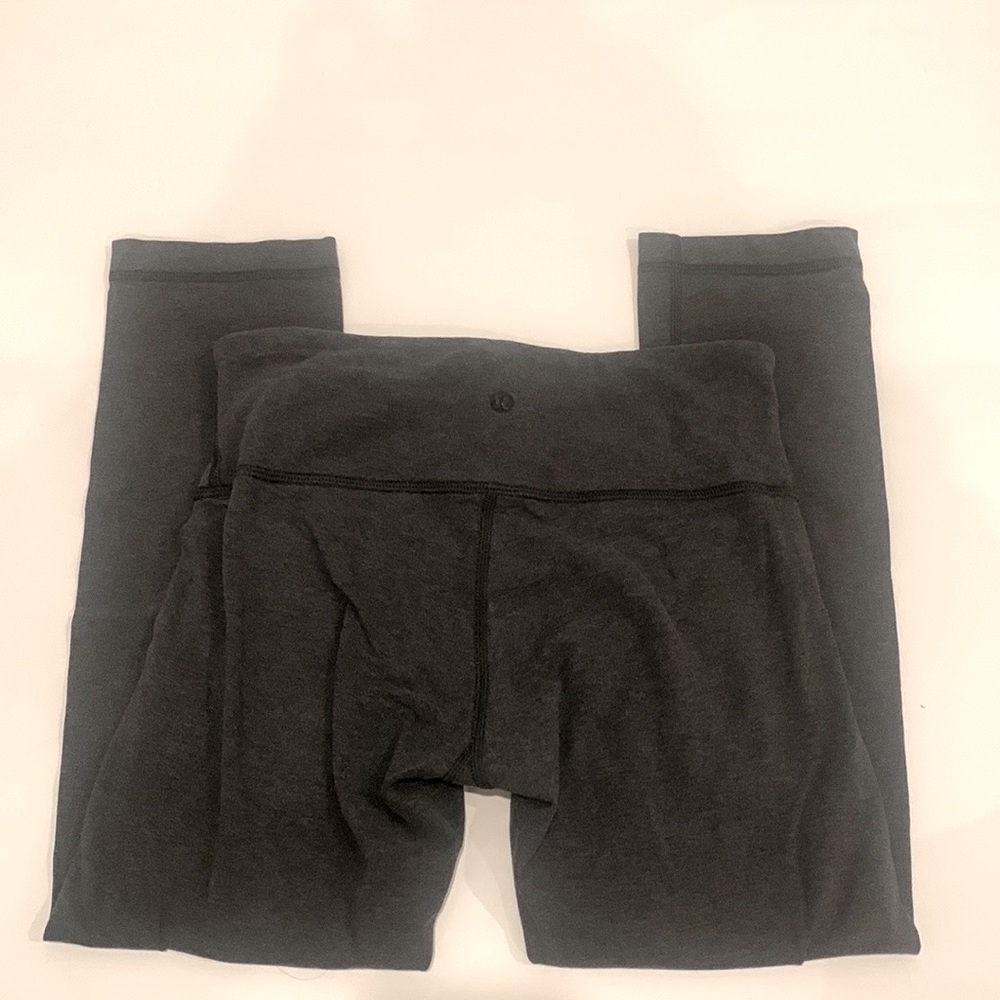 Lululemon crop leggings - dark grey